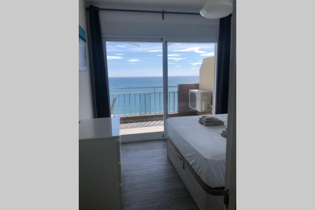 Mediterranean Suite First Line Beach Costa Del Sol Фуэнхирола Экстерьер фото